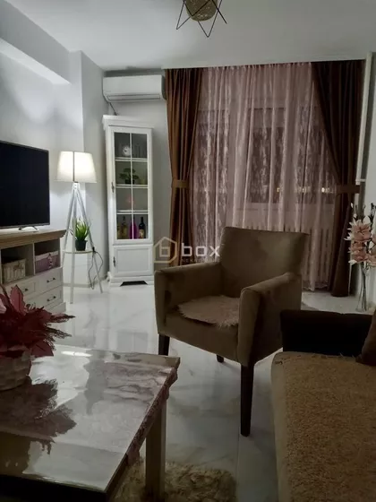 Gradska Bolnica | 4zida.rs