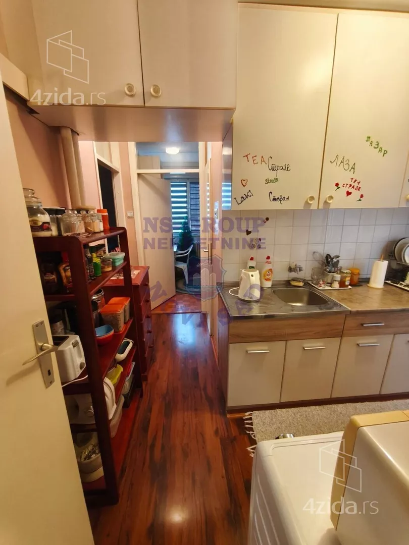 Troiposoban stan | 4zida