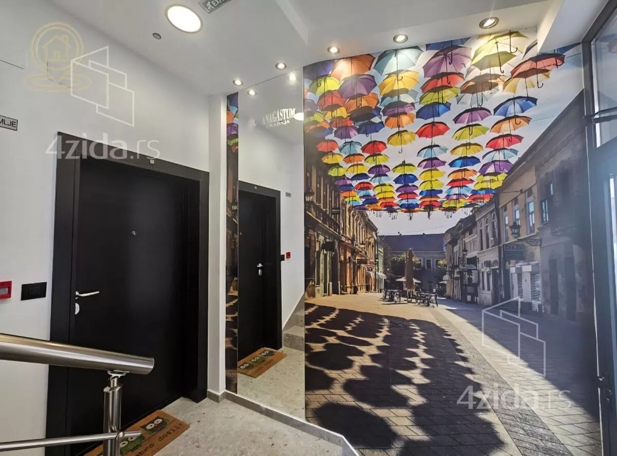 Troiposoban stan | 4zida