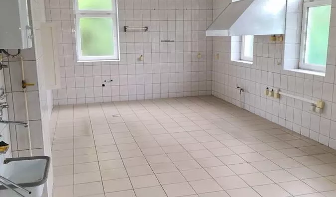 Poslovna zgrada | 4zida