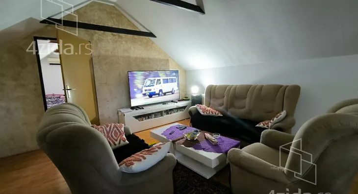 4-etažna kuća | 4zida