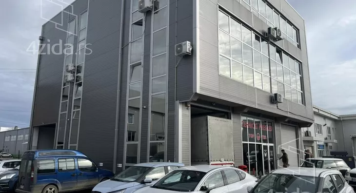 Poslovni prostor | 4zida