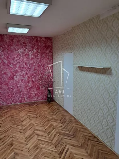 Dečanska | 4zida.rs