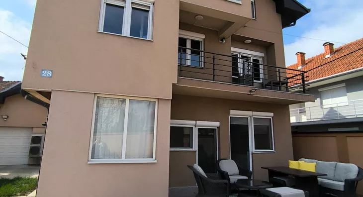 3-etažna kuća | 4zida