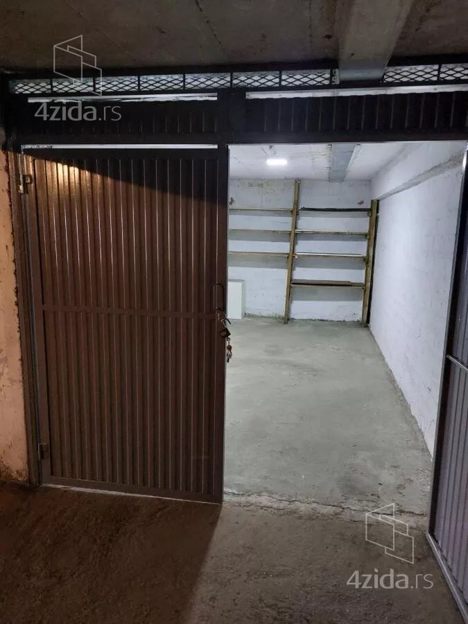 Garaža/Parking | 4zida