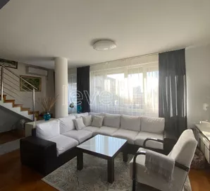 Novi Sad - Centar, Stari Grad, Gradske lokacije, Novi Sad, 6.0 stan | 4zida.rs