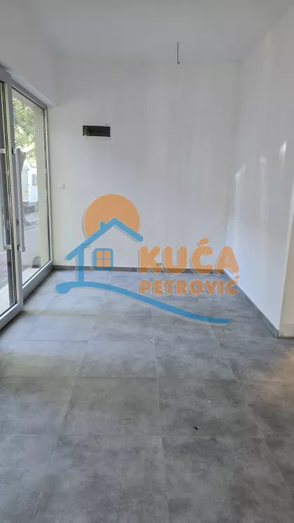 Lole Ribara | 4zida.rs