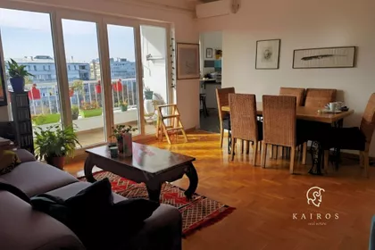 Ustanička | 4zida.rs