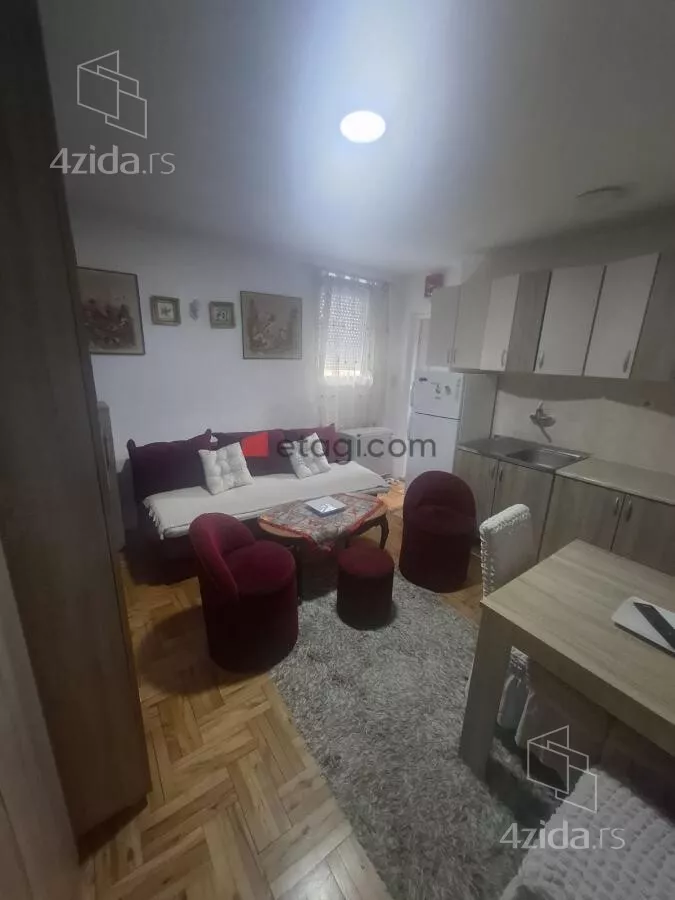 Garsonjera | 4zida