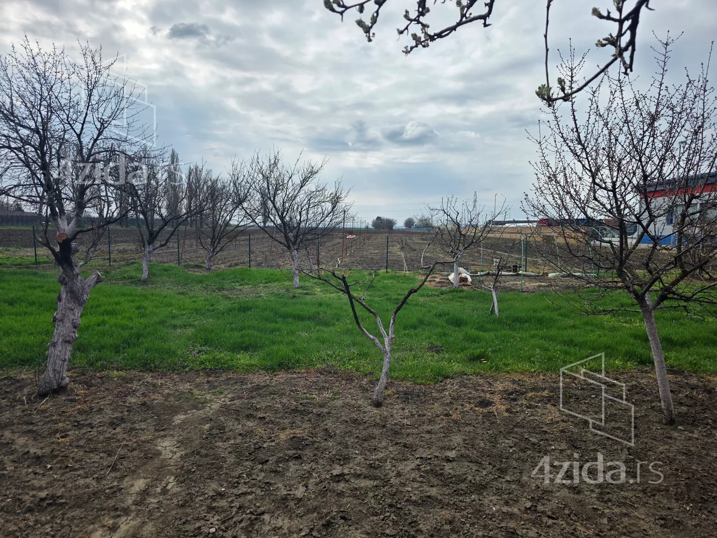 Građevinsko zemljište | 4zida