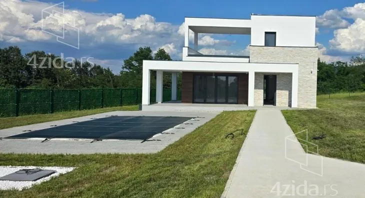 Kuća | 4zida