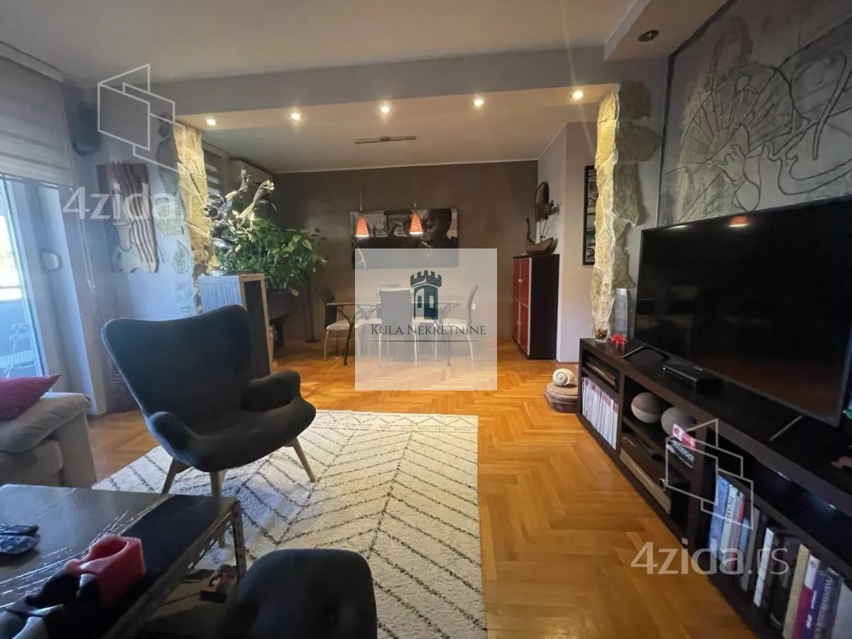 Četvorosoban stan | 4zida