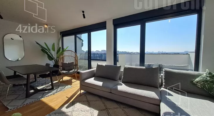 Petosoban stan | 4zida