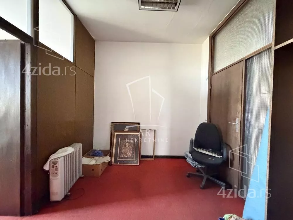 Poslovni prostor | 4zida