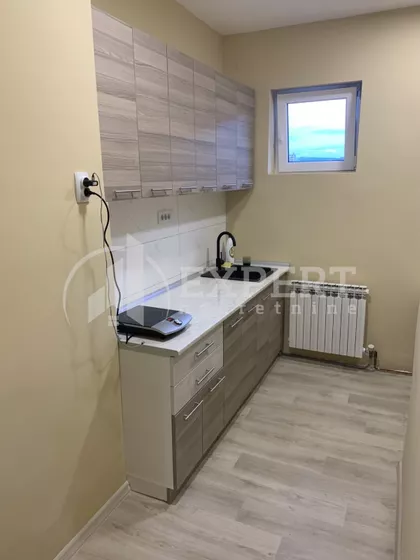 Obrenovićeva | 4zida.rs