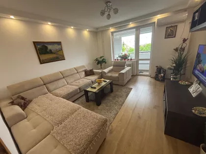 Žitni Trg | 4zida.rs