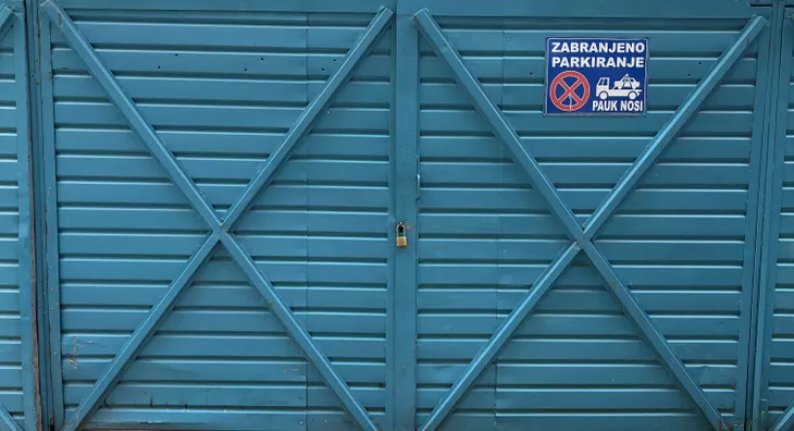 Garaža | 4zida