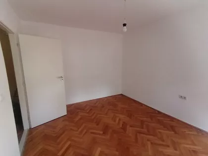 Teslino Naselje | 4zida.rs