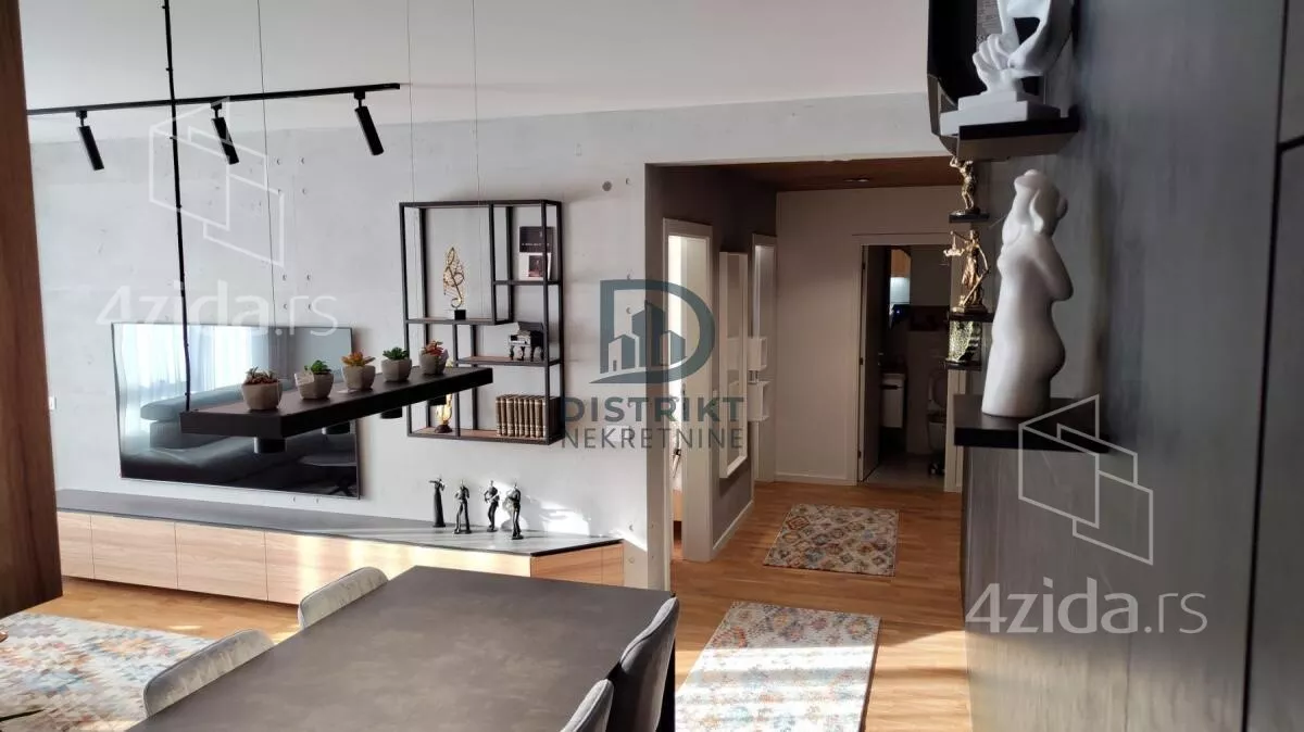 Dvoiposoban stan | 4zida