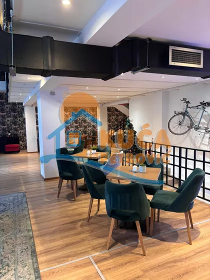 Učitelj Tasina | 4zida.rs