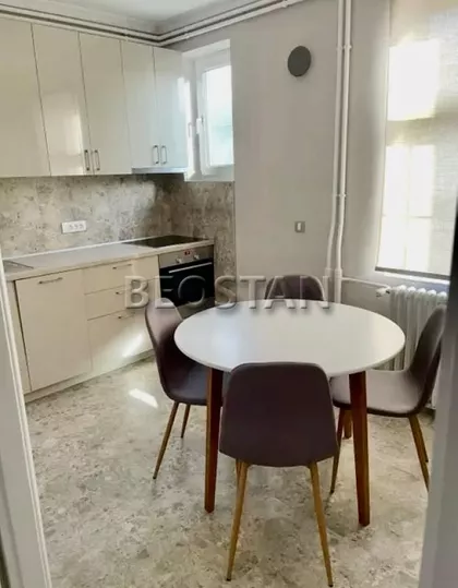 Vikentija Rakica | 4zida.rs