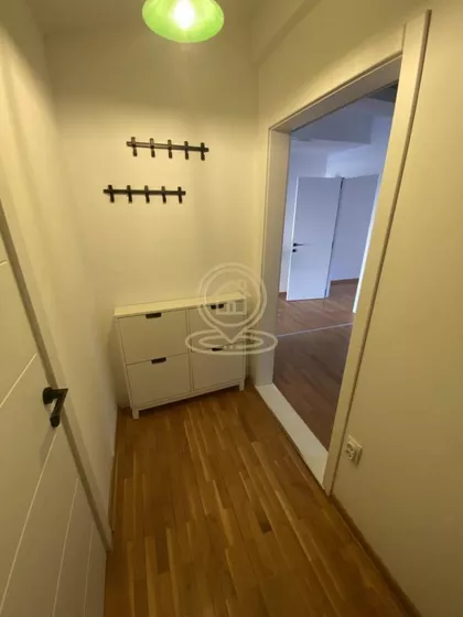 Kalenić pijaca | 4zida.rs