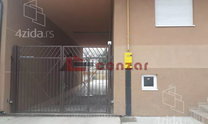 Garaža | 4zida