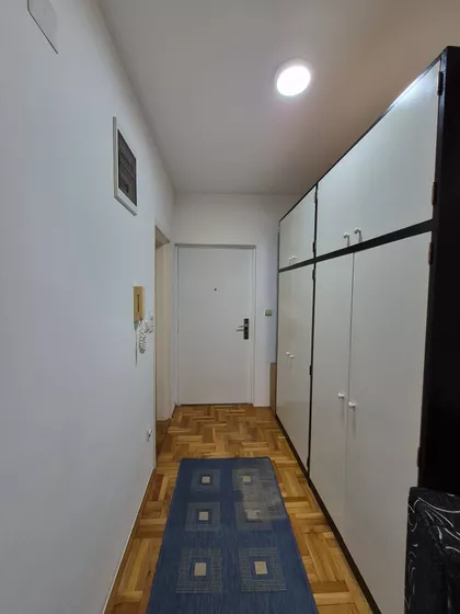 Prvoboraca | 4zida.rs