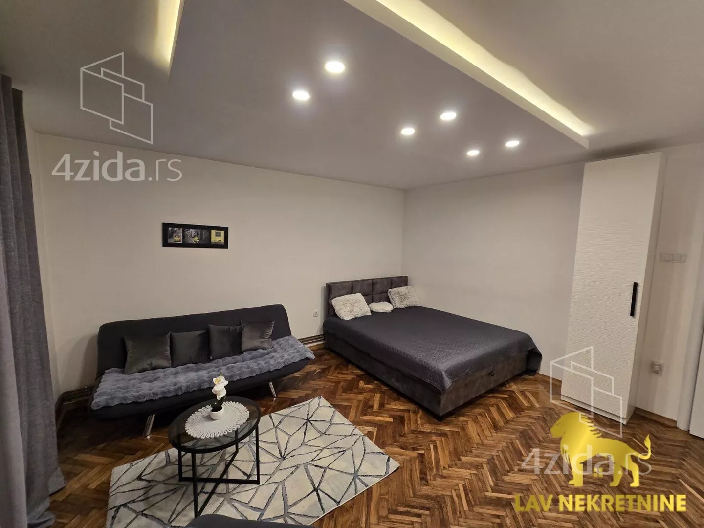 Jednoiposoban stan | 4zida