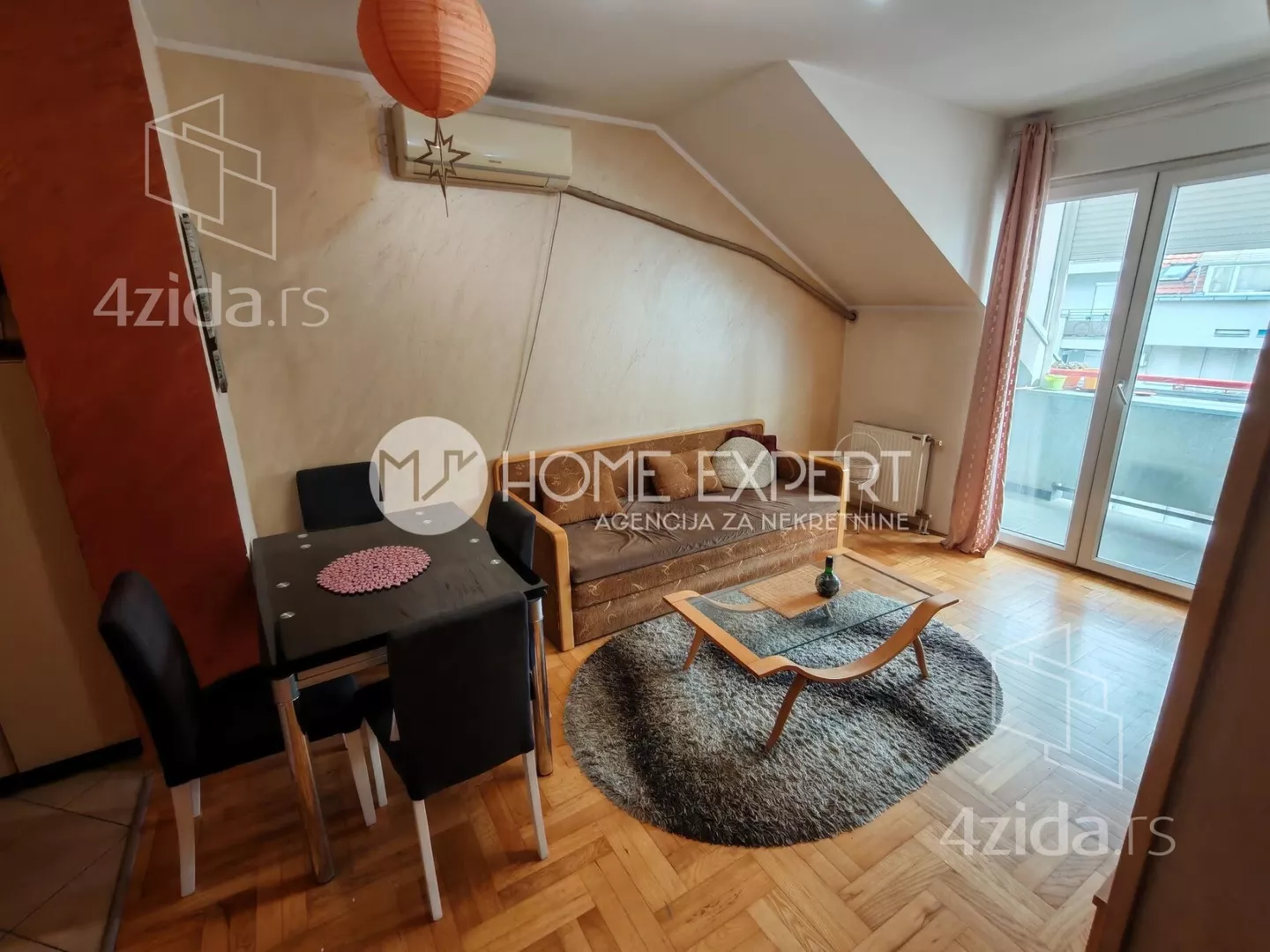 Dvoiposoban stan | 4zida