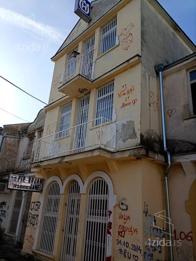 Poslovni prostor | 4zida