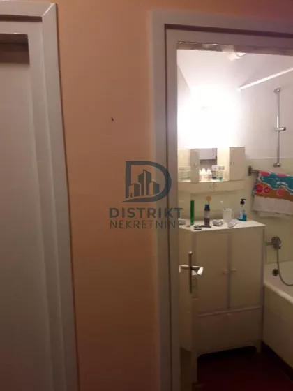 Gradska Bolnica | 4zida.rs