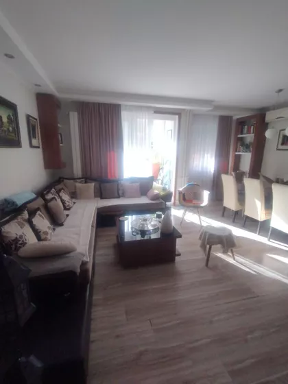 Seljačkih Buna | 4zida.rs