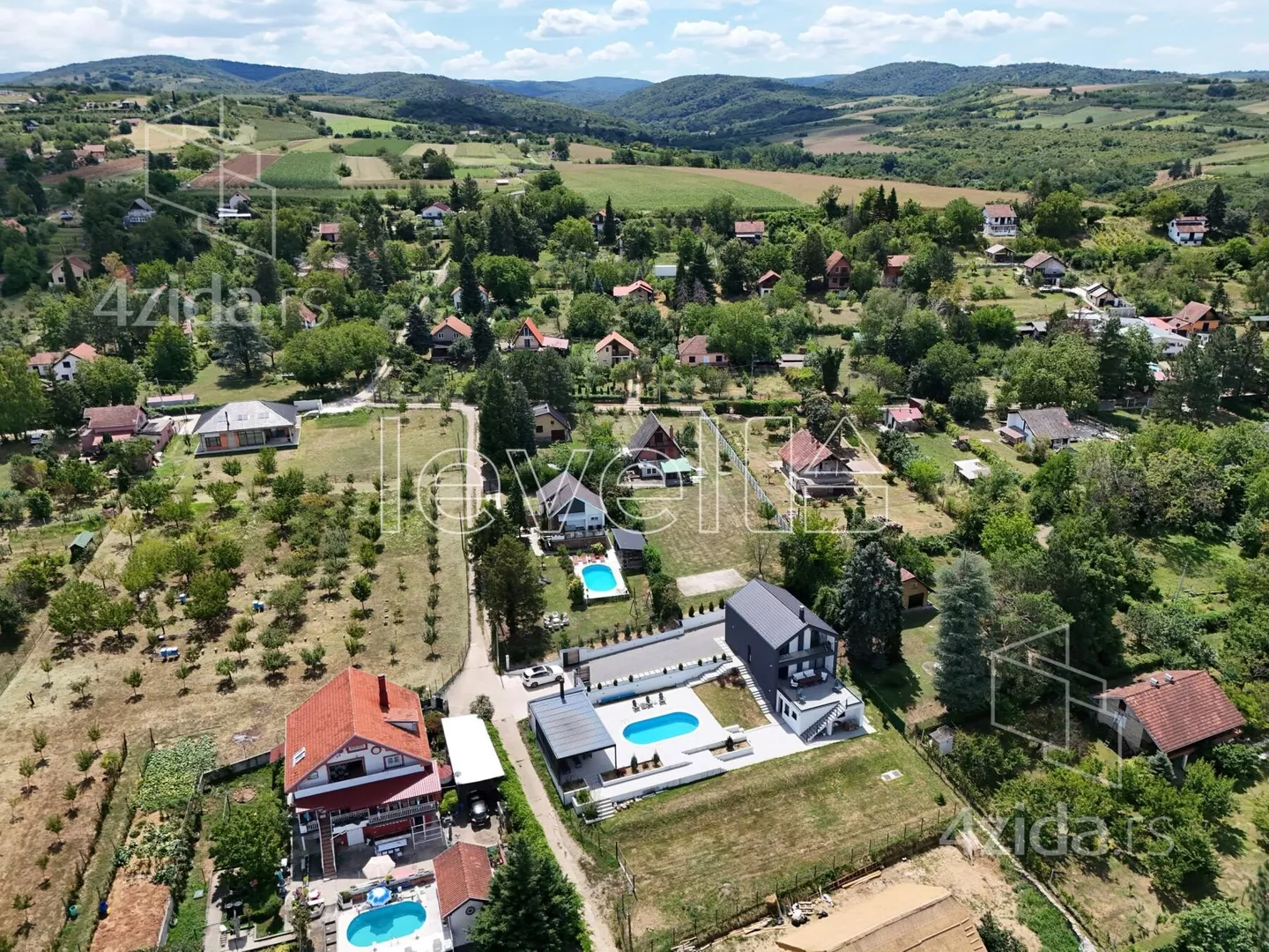 Kuća | 4zida