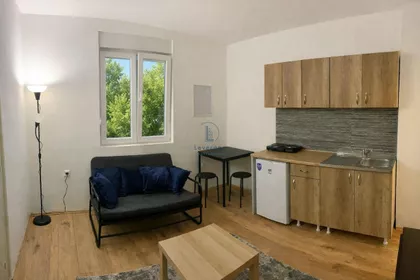 Hercega Stjepana | 4zida.rs