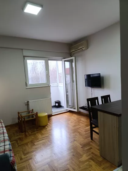 Vojvode Vlahovića Zvezdara | 4zida.rs