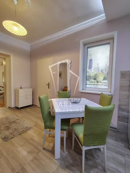 Hadži Ruvimova | 4zida.rs