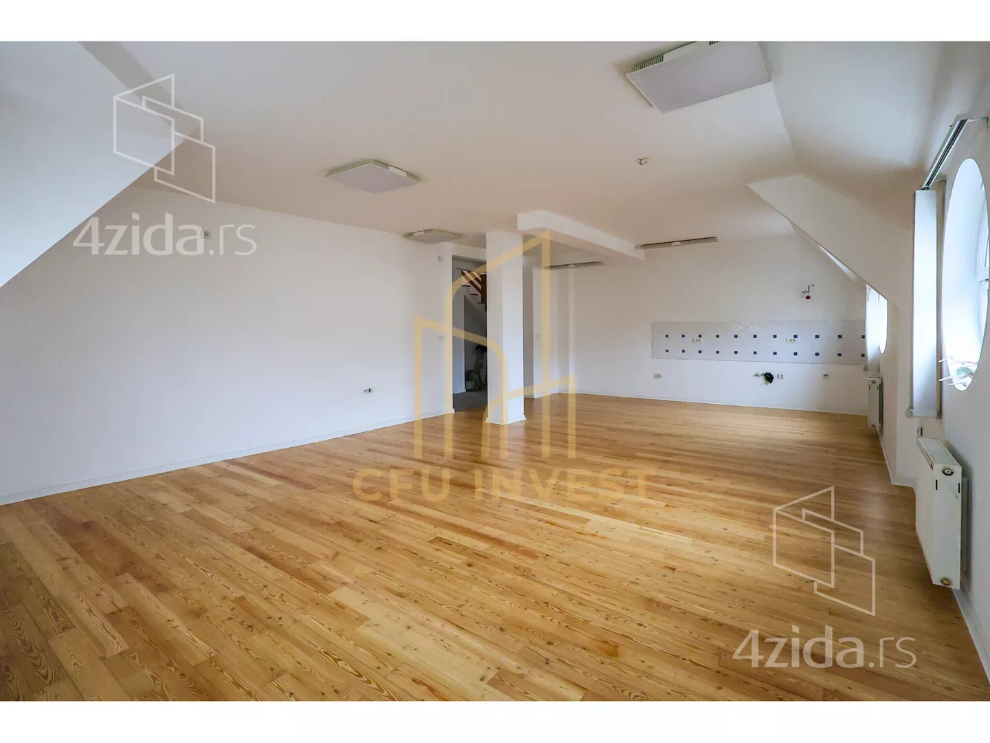 Petosoban stan | 4zida