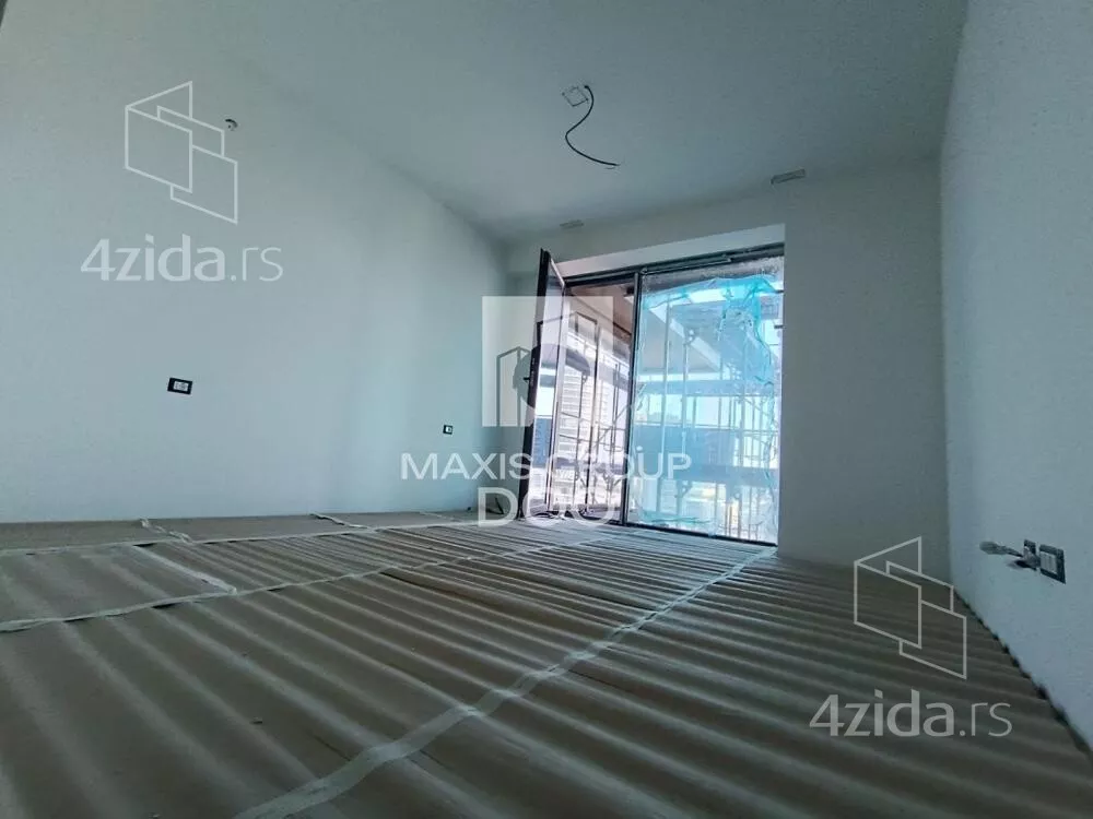 Četvoroiposoban stan | 4zida