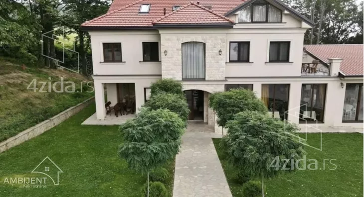 Ugostiteljski objekat | 4zida