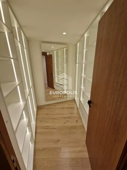 Andrićev Venac | 4zida.rs