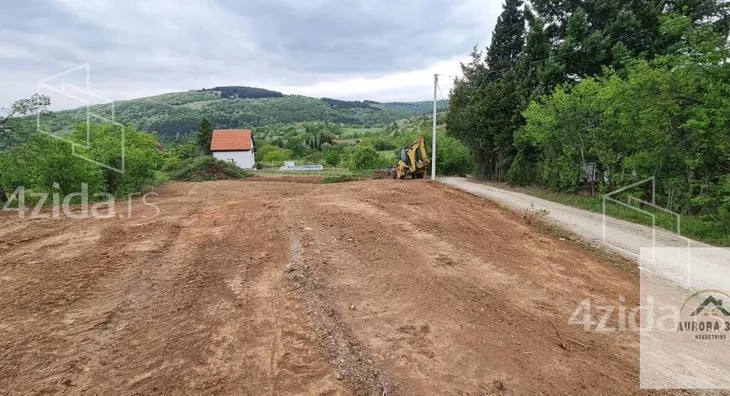 Plac | 4zida