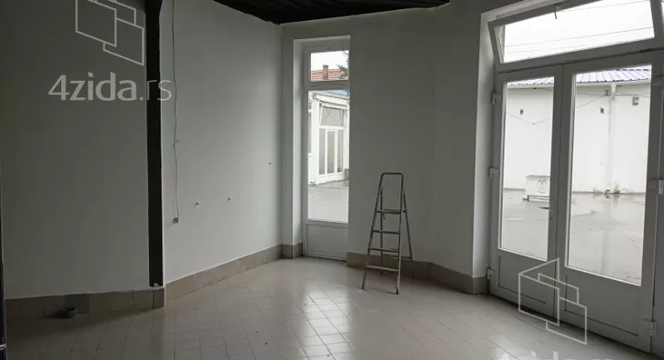 Poslovni prostor | 4zida