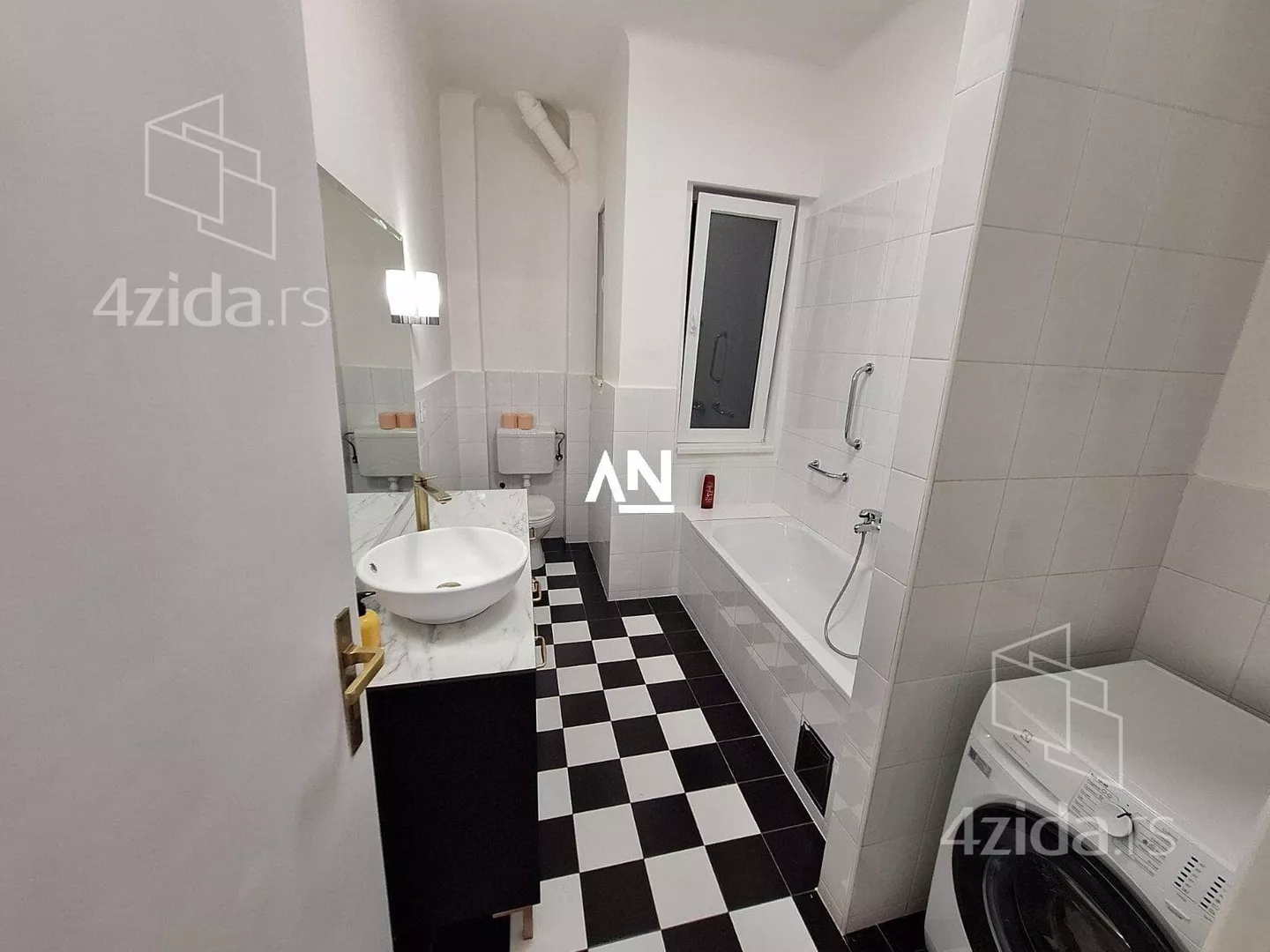 Petosoban stan | 4zida