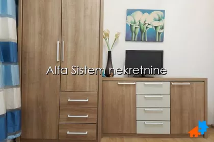 Crveni Krst Vračar | 4zida.rs