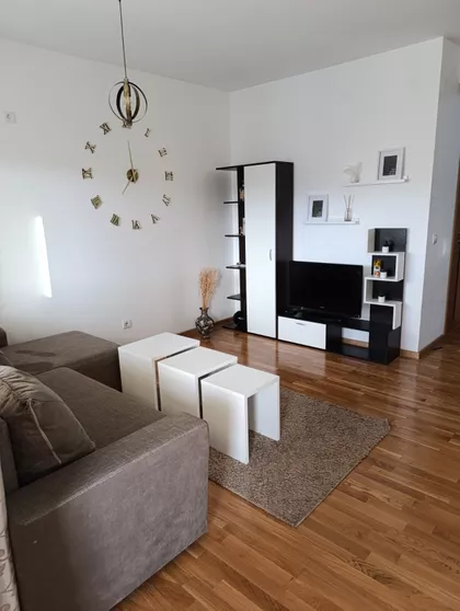 Jugovićevo | 4zida.rs