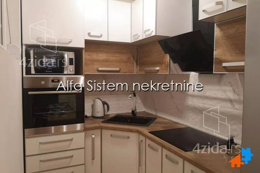 Petosoban stan | 4zida