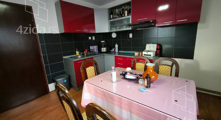 3-etažna kuća | 4zida