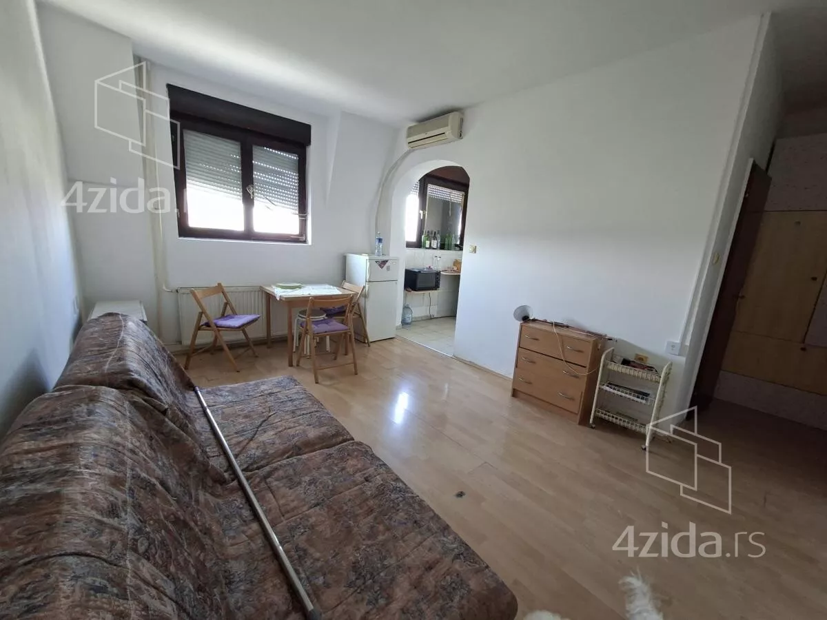Garsonjera | 4zida