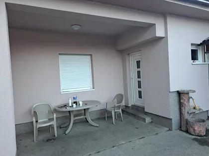 Povrtarska 111 | 4zida.rs